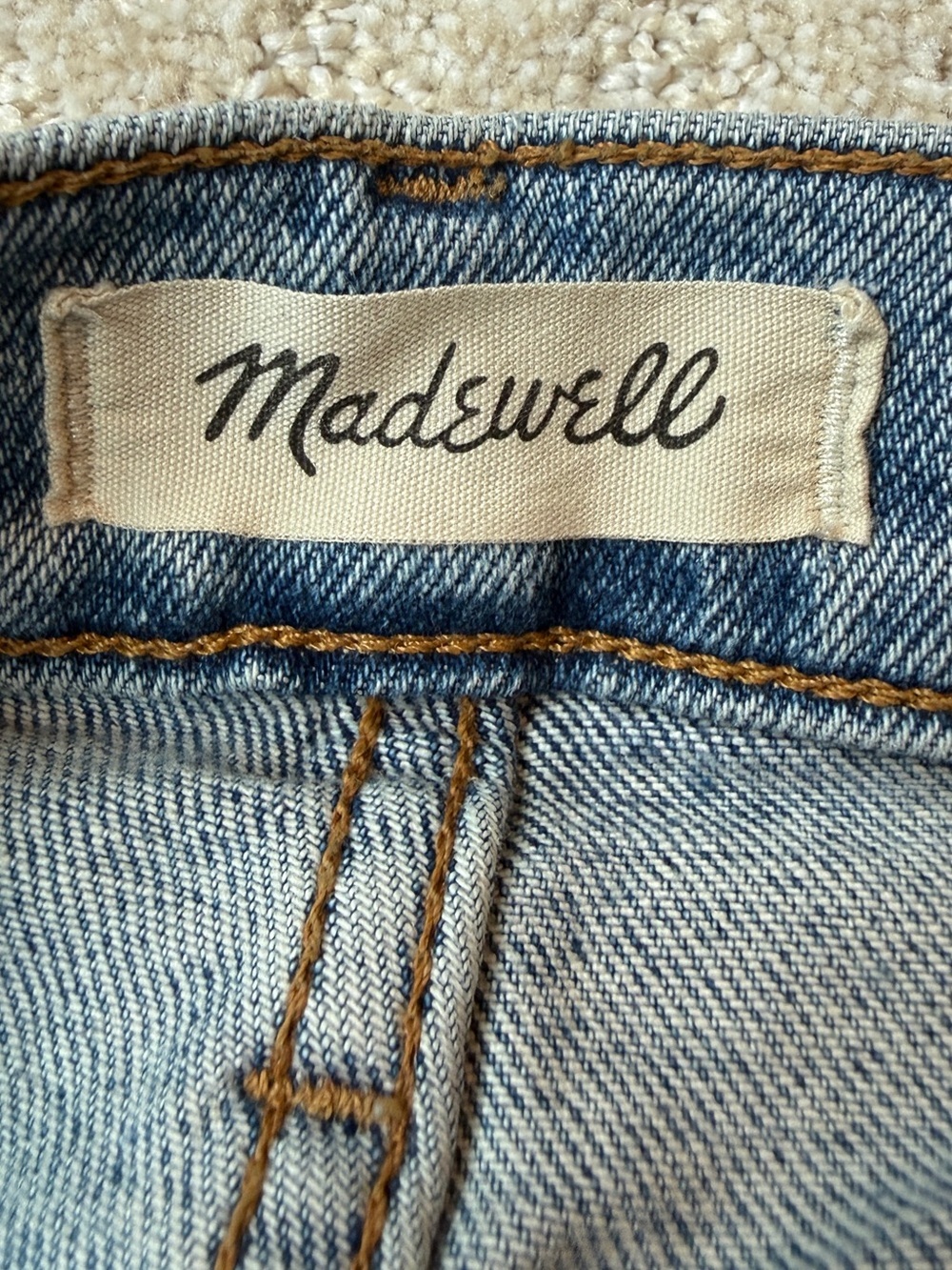 Madewell the perfect vintage Jean. Women’s size 26. Light wash - Picture 3 of 8